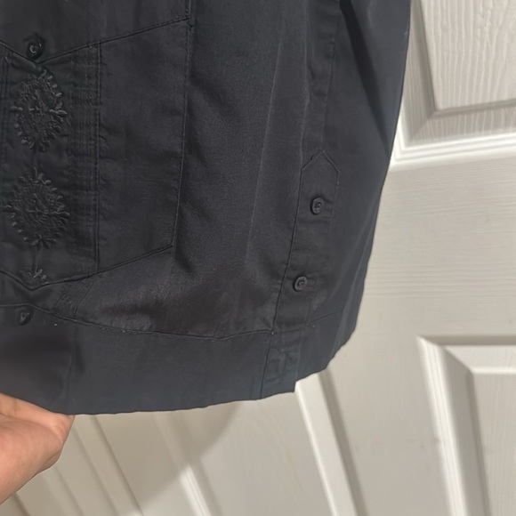 The Havana Co. Men's Guayabera Shirt Black Medium - Picture 6 of 8